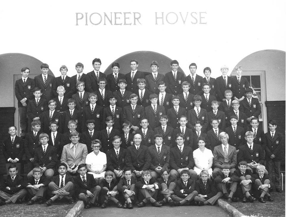 1976_pioneer_boarders_rob_clive_williamson