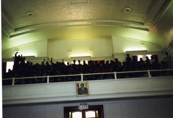 hallbalcony