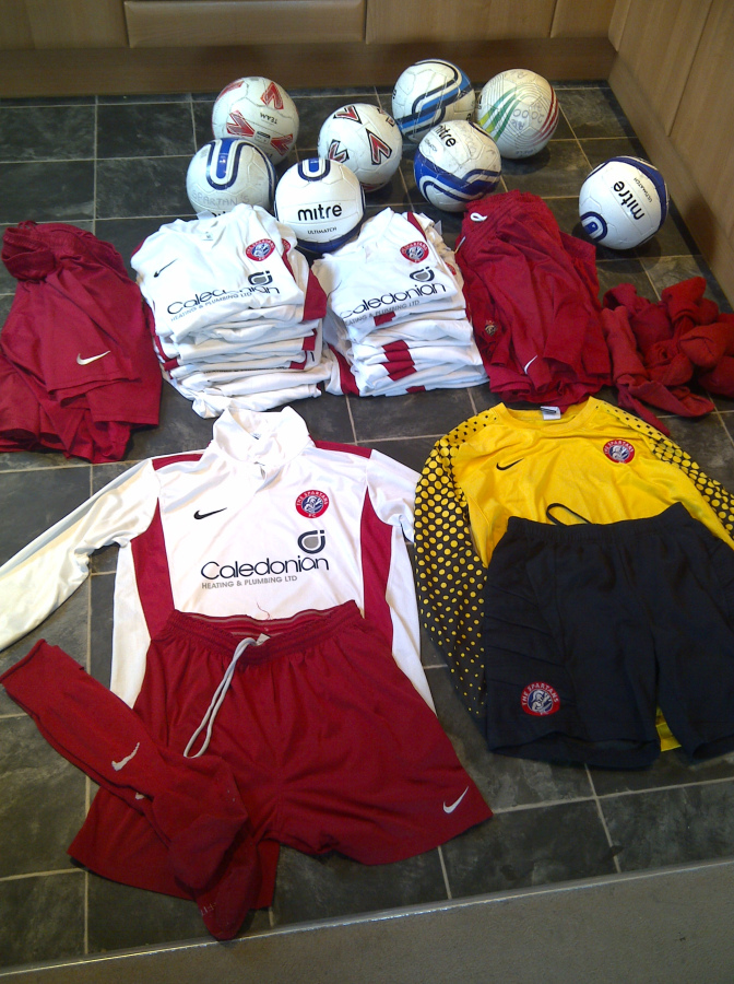 2015_donation_soccer_spartans_kit