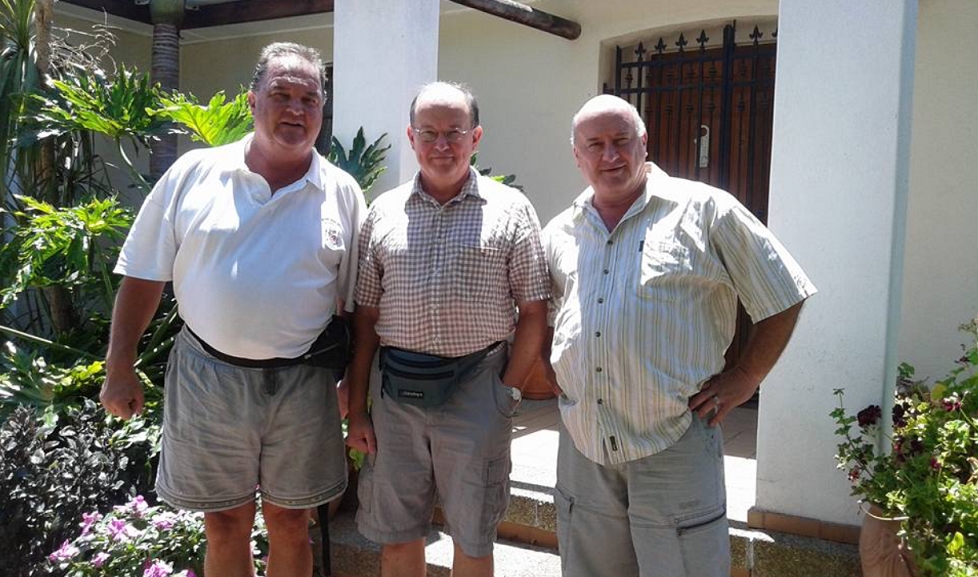 file:///C:/Users/AdrianMM/Documents/My Web Sites/oldmiltonians/other_images_reunions/2016/2016_reunion_john_jeff_russell_Pridjeon