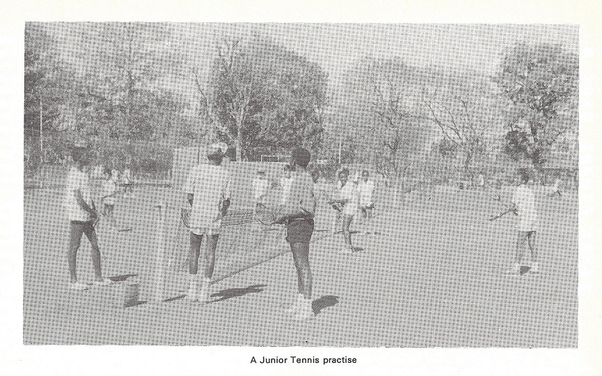 1990_tennis_practice
